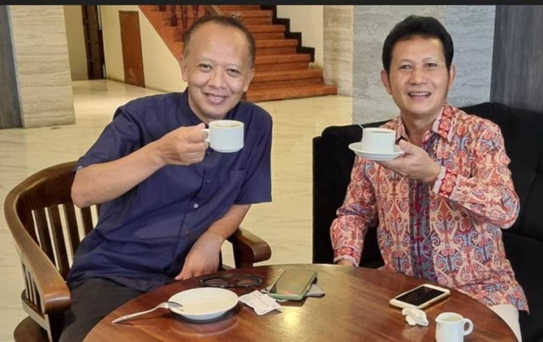 Ketika Pepih Nulis Pakai Mulut
